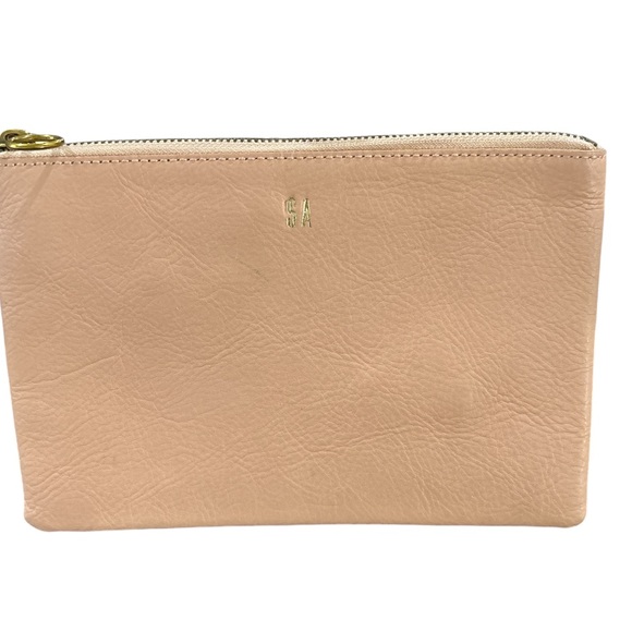 Madewell Handbags - Madewell leather pouch clutch with card slots coin pouch zipper closure pink